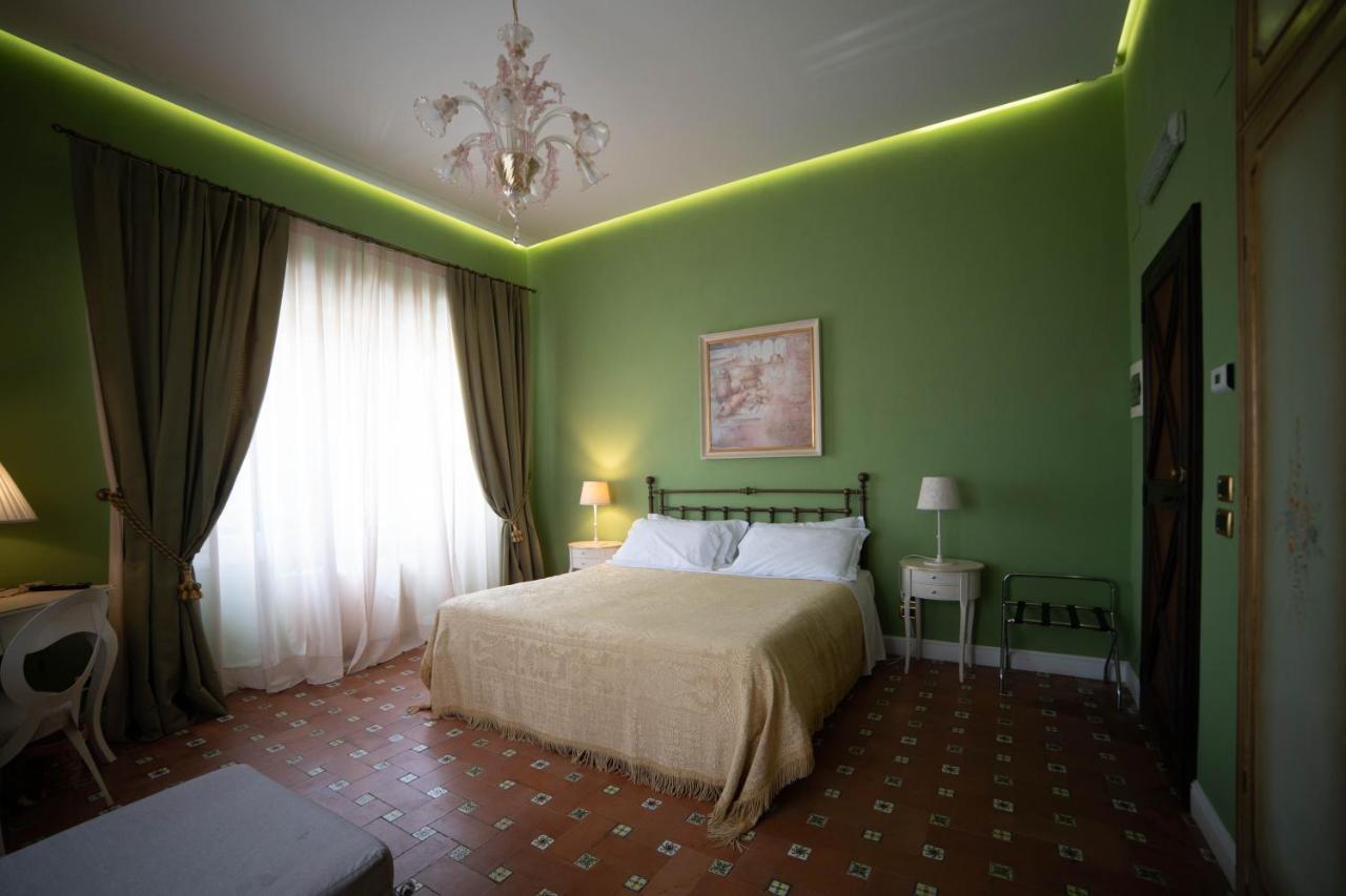 Hotel Villa Dorata Николози Экстерьер фото