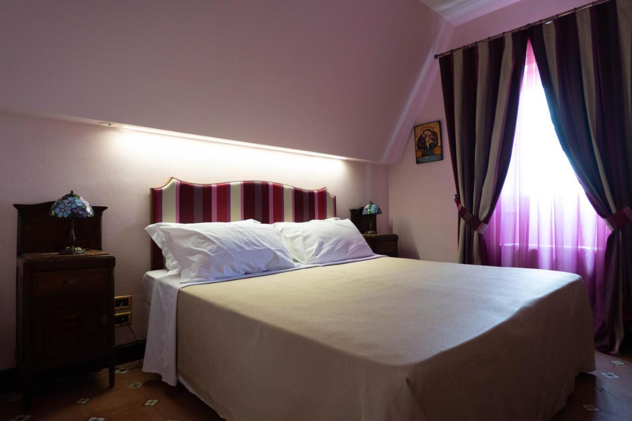 Hotel Villa Dorata Николози Экстерьер фото