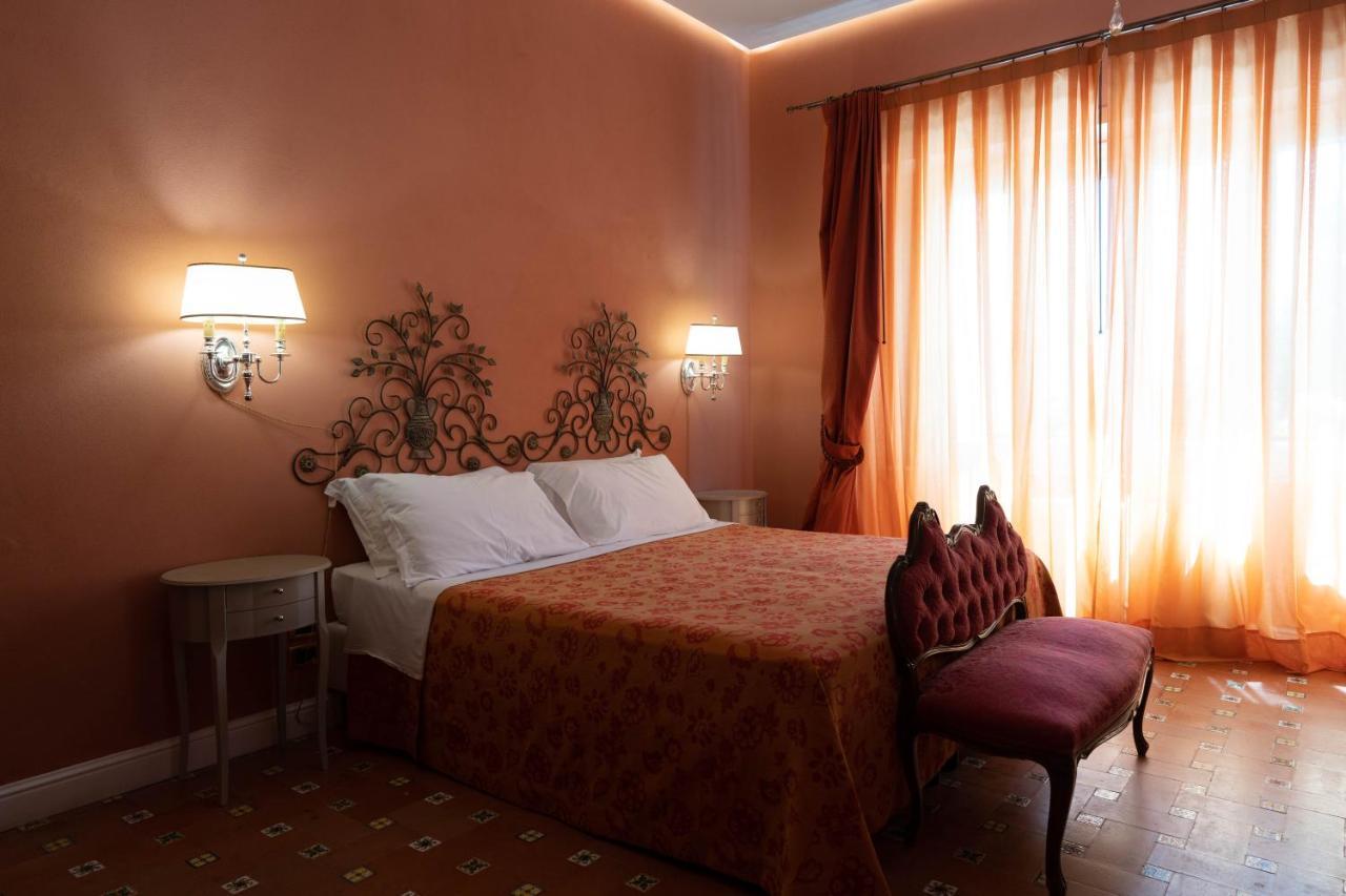 Hotel Villa Dorata Николози Экстерьер фото