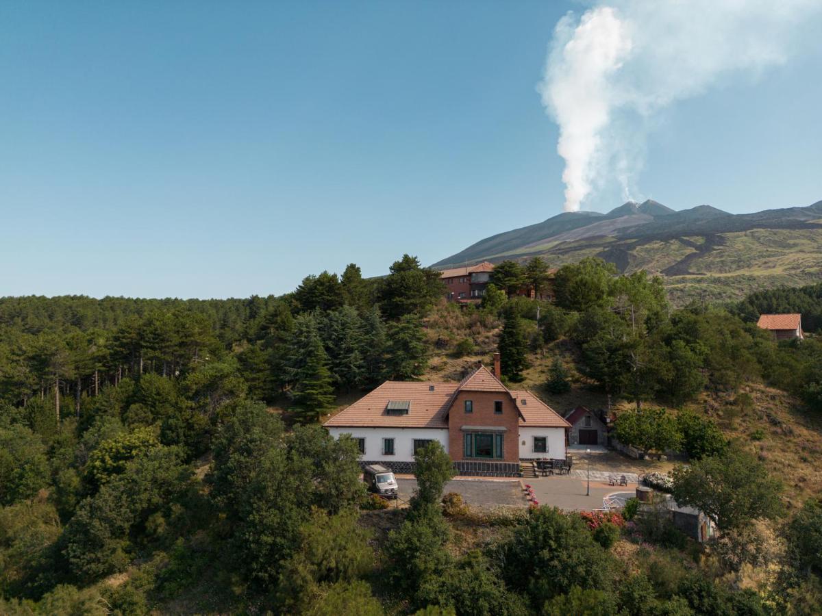 Hotel Villa Dorata Николози Экстерьер фото