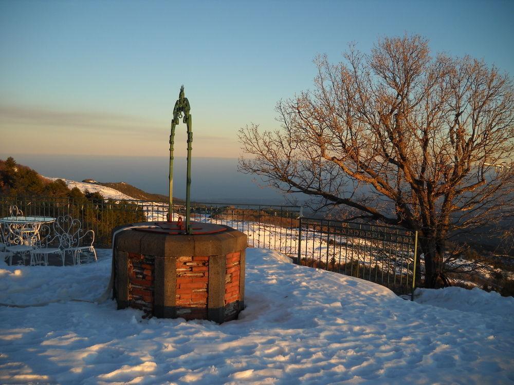 Hotel Villa Dorata Николози Экстерьер фото